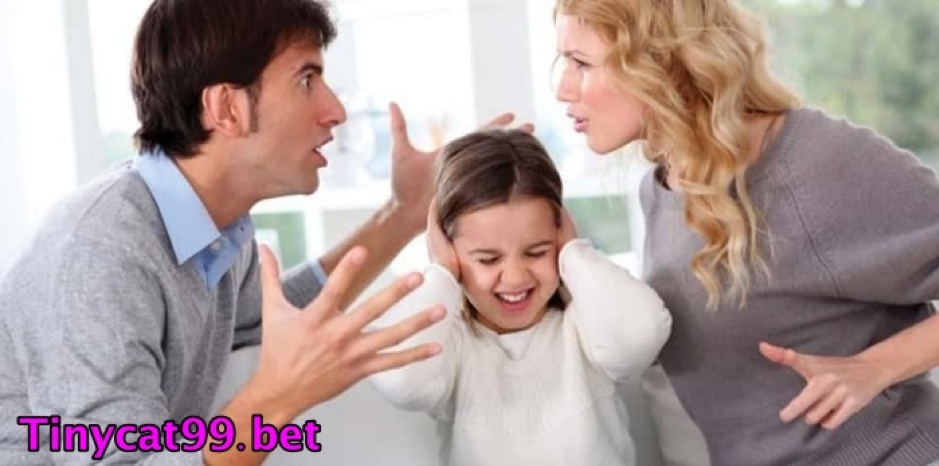 Nằm mơ thấy cãi nhau đánh đề con gì